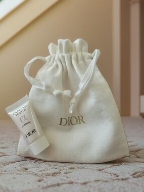 Dior White Drawstring Pouch With Dior Serum